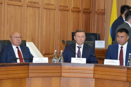 Николай Нуров избран заместителем Председателя Народного Хурала Калмыкии