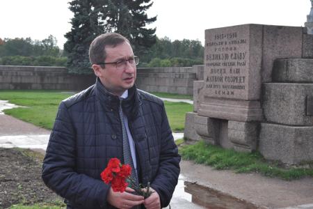 Санкт-Петербург. Коммунисты почтили память жертв «Черного Октября»