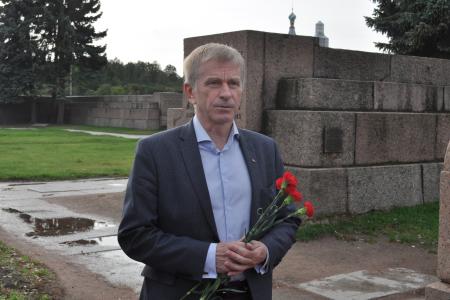 Санкт-Петербург. Коммунисты почтили память жертв «Черного Октября»