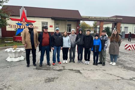 Коммунисты посетили Тюменское высшее военно-инженерное командное училище