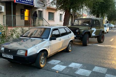 В Карачаево-Черкесии почтили память жертв расстрела Белого дома в 1993 году
