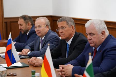 К.К. Тайсаев совершил визит в Абхазию