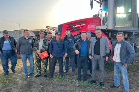 Член ЦК КПРФ, сенатор РФ Айрат Гибатдинов посетил сельскохозяйственные предприятия Ульяновской области