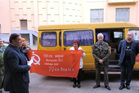 Лидер ставропольских коммунистов Виктор Гончаров: Нашему краевому депутату, ушедшему добровольцем на фронт, мы вручили Знамя Победы и велели вернуться с ним и Победой домой!