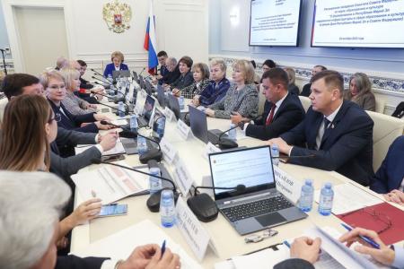 Айрат Гибатдинов принял участие в расширенном заседании Комитета Совета Федерации по науке, образованию и культуре, посвященному дням Республики Марий Эл