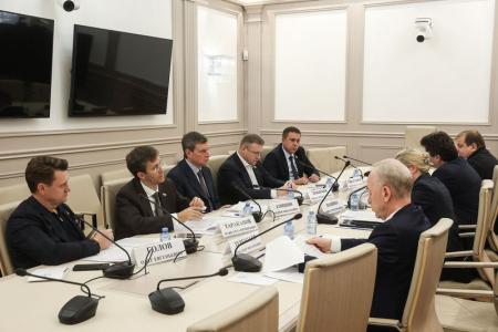 Член ЦК КПРФ, сенатор РФ Айрат Гибатдинов принял участие в обсуждении хода реализации государственной программы «Развитие авиационной промышленности»