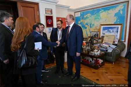 Г.А. Зюганов встретился с парламентской делегацией Республики Кубы во главе с Ласо Эрнандесом