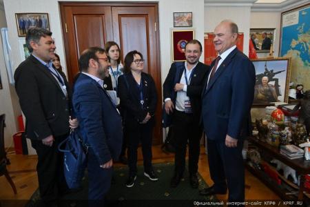 Г.А. Зюганов встретился с парламентской делегацией Республики Кубы во главе с Ласо Эрнандесом