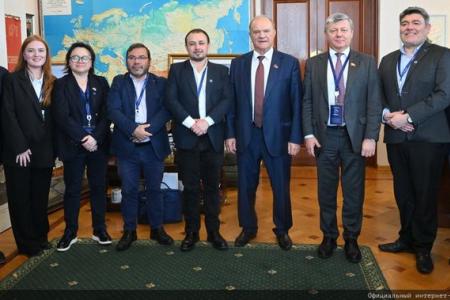 Г.А. Зюганов встретился с парламентской делегацией Республики Кубы во главе с Ласо Эрнандесом