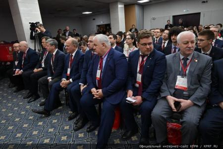 Г.А. Зюганов: «Ленинский Комсомол стал авторитетной организацией. Я горжусь вами!»