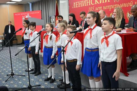 Г.А. Зюганов: «Ленинский Комсомол стал авторитетной организацией. Я горжусь вами!»