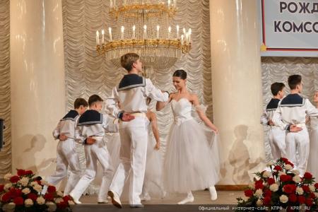 В Москве состоялся праздничный концерт, посвященный 105-летию Ленинского Комсомола