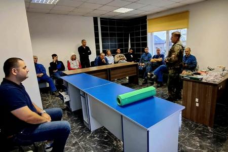 Калининградские коммунисты проводят занятия по тактической медицине