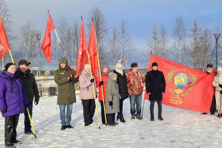 На Ямале прошли акции в честь 105-й годовщины со дня образования ВЛКСМ