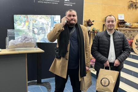Тюменские коммунисты приняли участие в выставке "Загород Экспо" в Тюмени