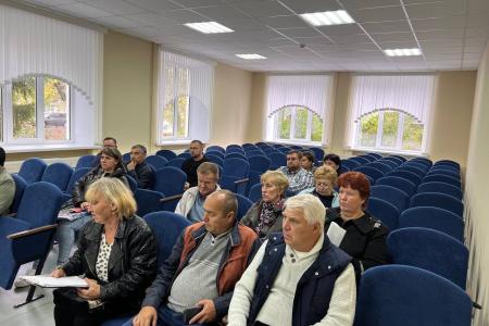 Ульяновская область. Сенатор Айрат Гибатдинов встретился с жителями Майнского района