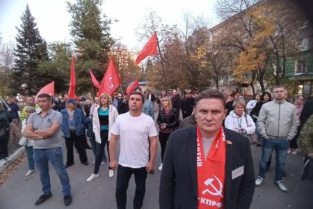 Саратов. Акция памяти «Не забудем, не простим!»