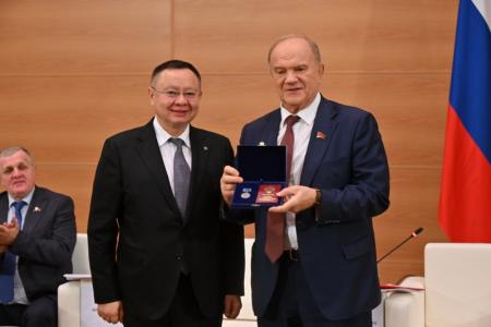 Фракция КПРФ в Госдуме провела встречу с главой Минстроя России Иреком Файзуллиным