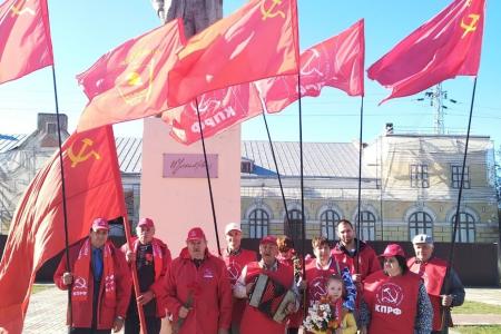 В Краснодарском крае по инициативе КПРФ прошли многие мероприятия в честь 105-й годовщины со дня основания Ленинского Комсомола