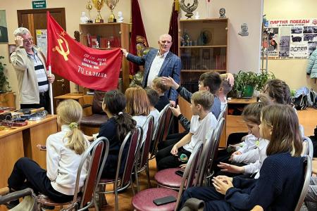 Подмосковные коммунисты: «Мы СВОих не бросаем!»
