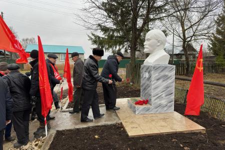 В Республике Марий Эл открыт памятник Ленину
