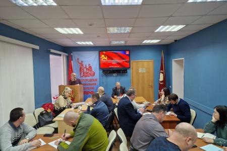 Нижегородский коммунистический университет проводит занятия
