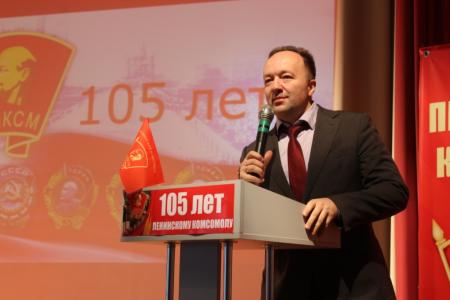 В Пензе отметили юбилей ВЛКСМ праздничным концертом