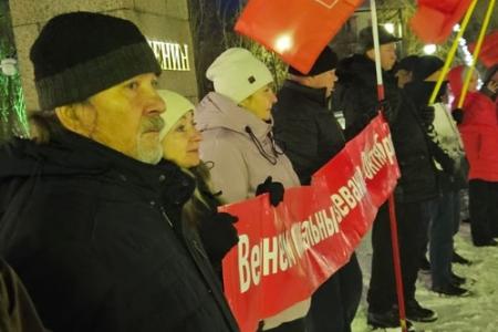 На Ямале прошли митинги в честь 106-ой годовщины Великого Октября