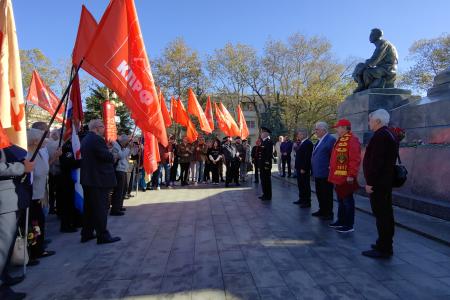 В Севастополе отметили 106-ю годовщину Великой Октябрьской социалистической революции