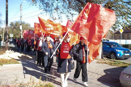 Праздничные торжества в честь Великого Октября прошли в Калмыкии