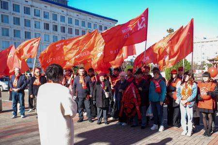 Праздничные торжества в честь Великого Октября прошли в Калмыкии