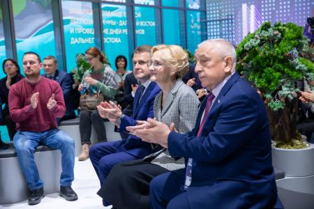 Николай Харитонов: «Ключ к развитию экономики России лежит в Дальневосточном и арктическом регионах!»