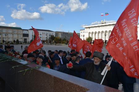 В Дагестане отметили 106-летие Великой Октябрьской социалистической революции