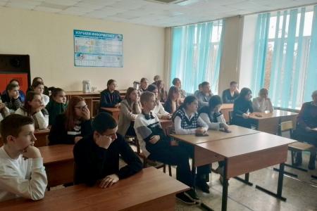 Тульский обком КПРФ продолжает организовывать патриотические уроки для школьников