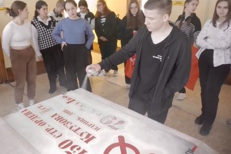 Тульский обком КПРФ продолжает организовывать патриотические уроки для школьников