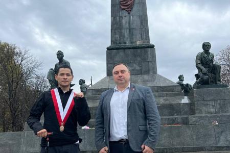 Лидер крымских коммунистов Сергей Богатыренко встретился с депутатом Конгресса Республики Перу