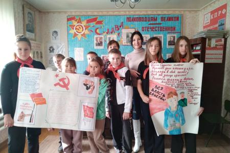 Тамбовская область. В Кирсанове обсудили выпуск стенгазет и плакатов, посвящённых революционной тематике