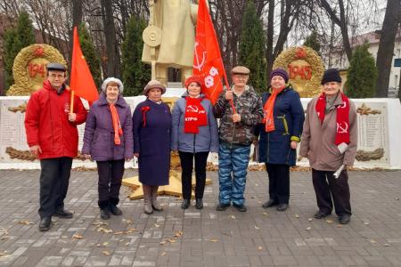 Рязанские коммунисты встретили 106-ю годовщину Великого Октября