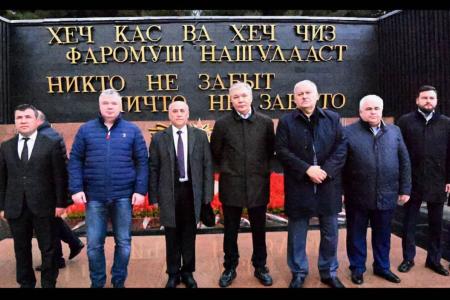 Л.И. Калашников и К.К. Тайсаев прибыли в Таджикистан