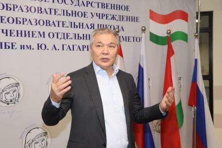 Л.И. Калашников и К.К. Тайсаев прибыли в Таджикистан