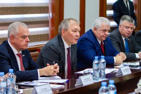 Л.И. Калашников и К.К. Тайсаев продолжили работу в Таджикистане