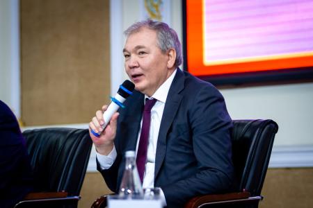 Л.И. Калашников и К.К. Тайсаев продолжили работу в Таджикистане