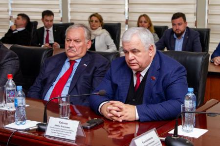 Л.И. Калашников и К.К. Тайсаев продолжили работу в Таджикистане