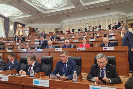 Л.И. Калашников и К.К. Тайсаев прибыли в Кыргызскую Республику