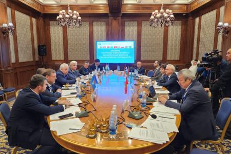 Л.И. Калашников и К.К. Тайсаев прибыли в Кыргызскую Республику