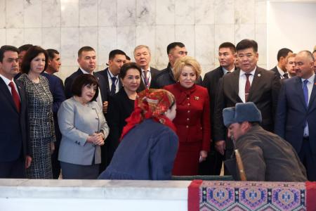 Л.И. Калашников и К.К. Тайсаев завершили работу в Кыргызской Республике