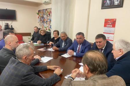 К.К. Тайсаев работает в Карачаево-Черкесской и Кабардино-Балкарской Республиках
