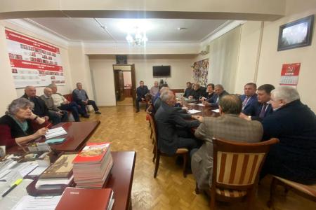 К.К. Тайсаев работает в Карачаево-Черкесской и Кабардино-Балкарской Республиках