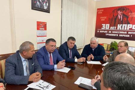К.К. Тайсаев работает в Карачаево-Черкесской и Кабардино-Балкарской Республиках
