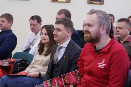 Центр политической учебы ЦК КПРФ проводит обучение 52-го потока слушателей